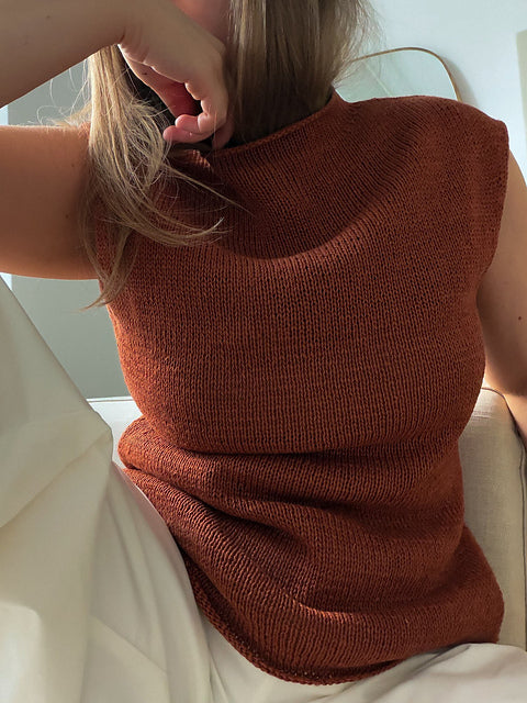 Minimal Sleeveless Top Knitting Pattern