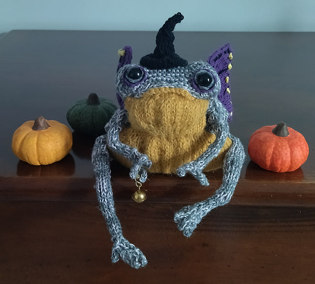 Toad Plush Knitting Pattern