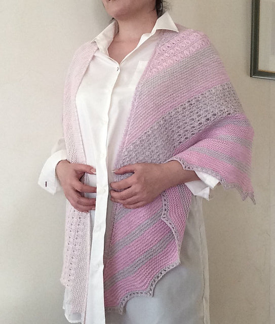 Two Tone Shawl Knitting Pattern