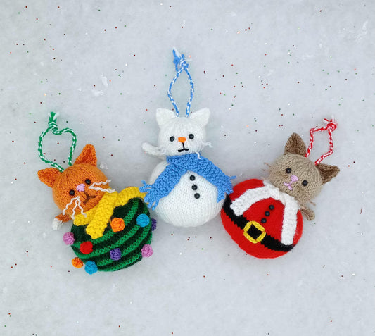 Christmas Cat Baubles Knitting Pattern