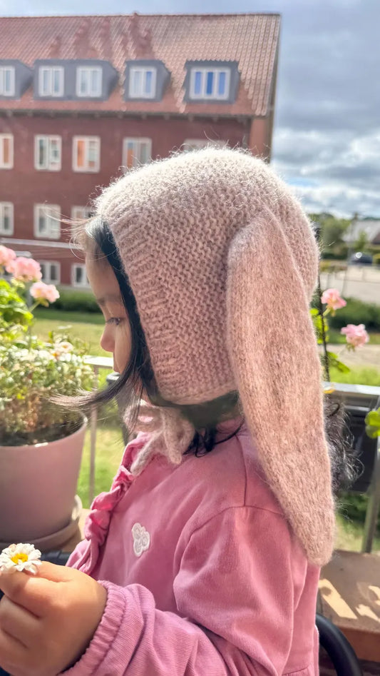 Bunny Bonnet Knitting Pattern