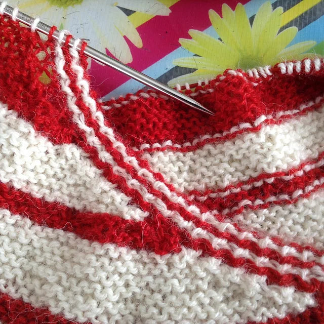 Two Tone Shawl Knitting Pattern